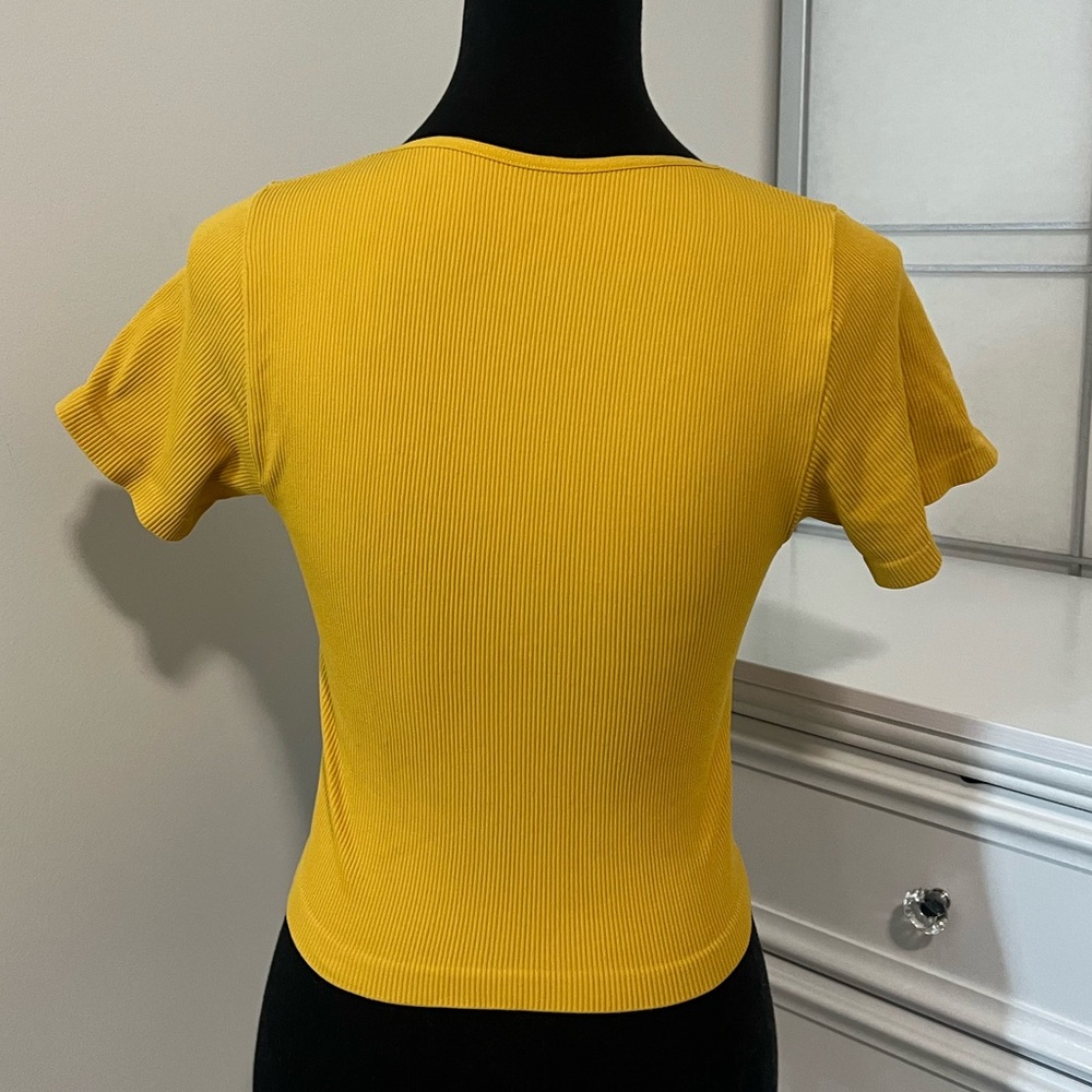 Free People Mustard Button-Up Crop Top - Picture 3 of 6